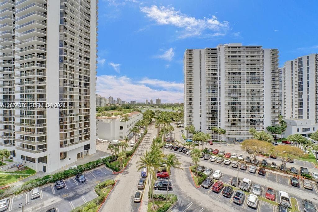 WATERVIEW CONDO · #938 in Aventura - Photo 53