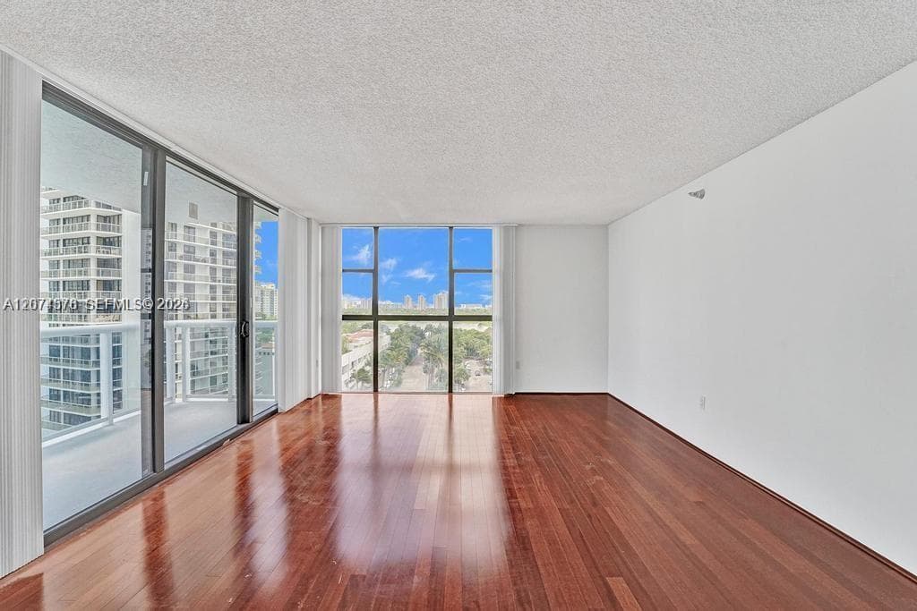 WATERVIEW CONDO · #938 in Aventura - Photo 32