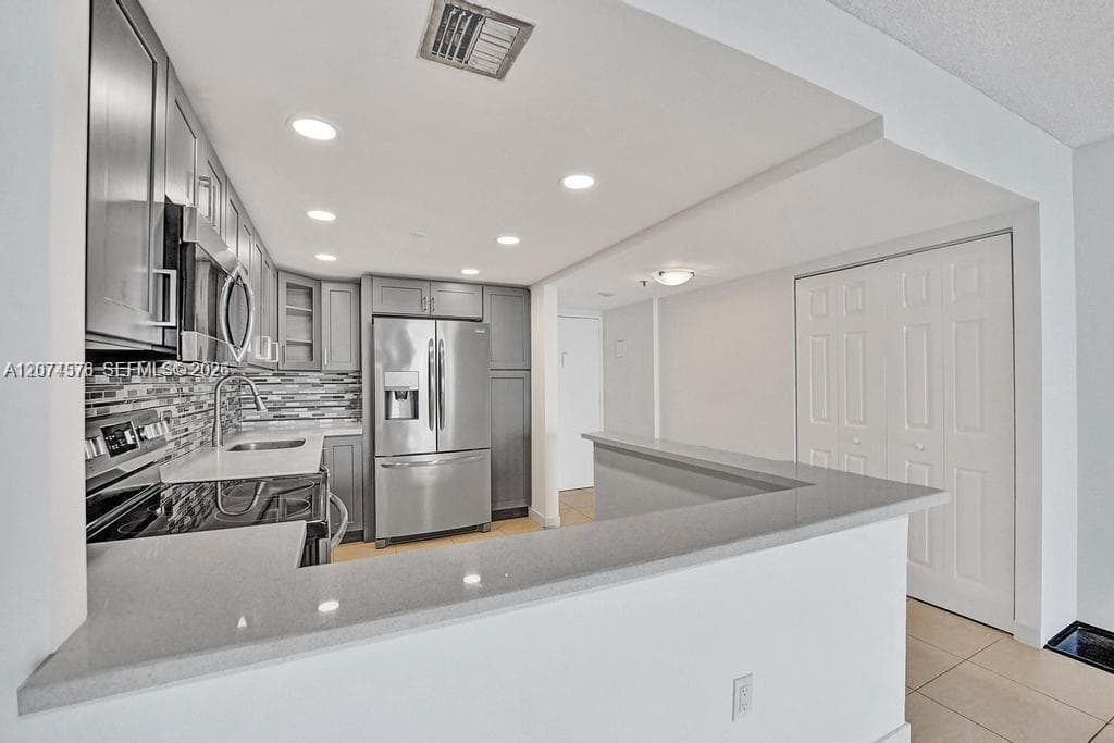 WATERVIEW CONDO · #938 in Aventura - Photo 24