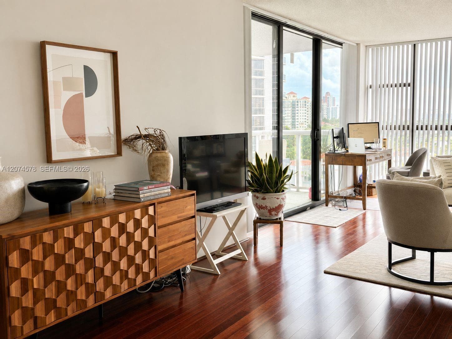 Furniture belongs to the tenant. Small area for a desk with a stunning view