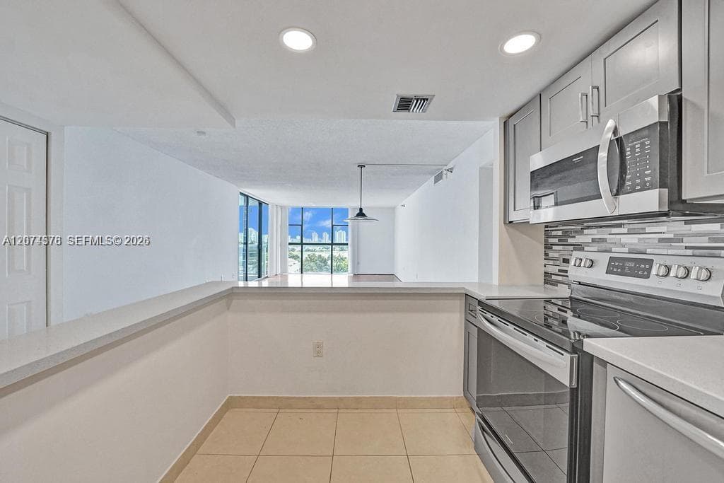 WATERVIEW CONDO · #938 in Aventura - Photo 19