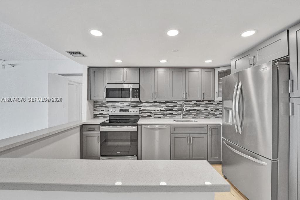 WATERVIEW CONDO · #938 in Aventura - Photo 21