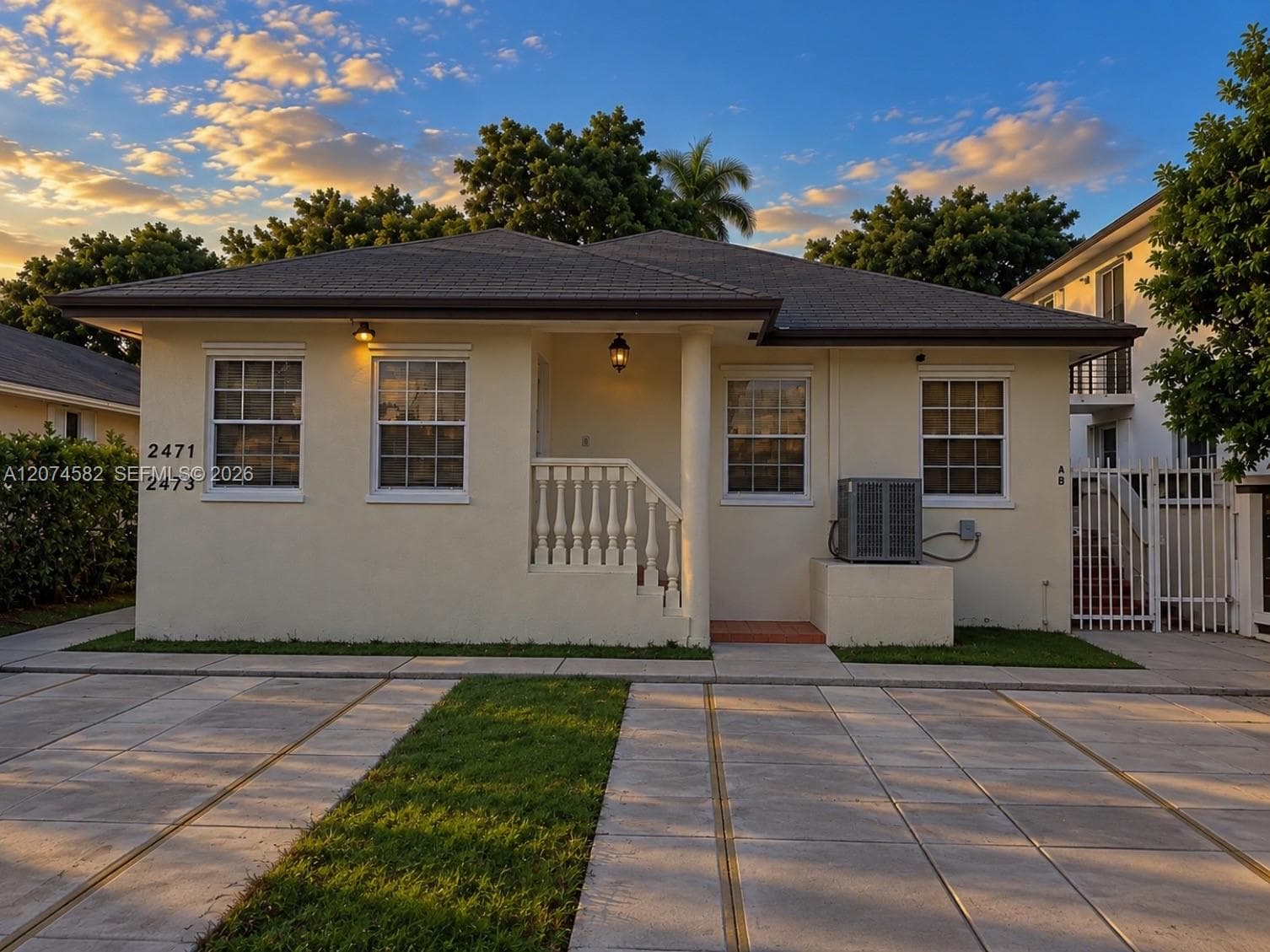 2471 NW 18th Ter #2471 photo 1