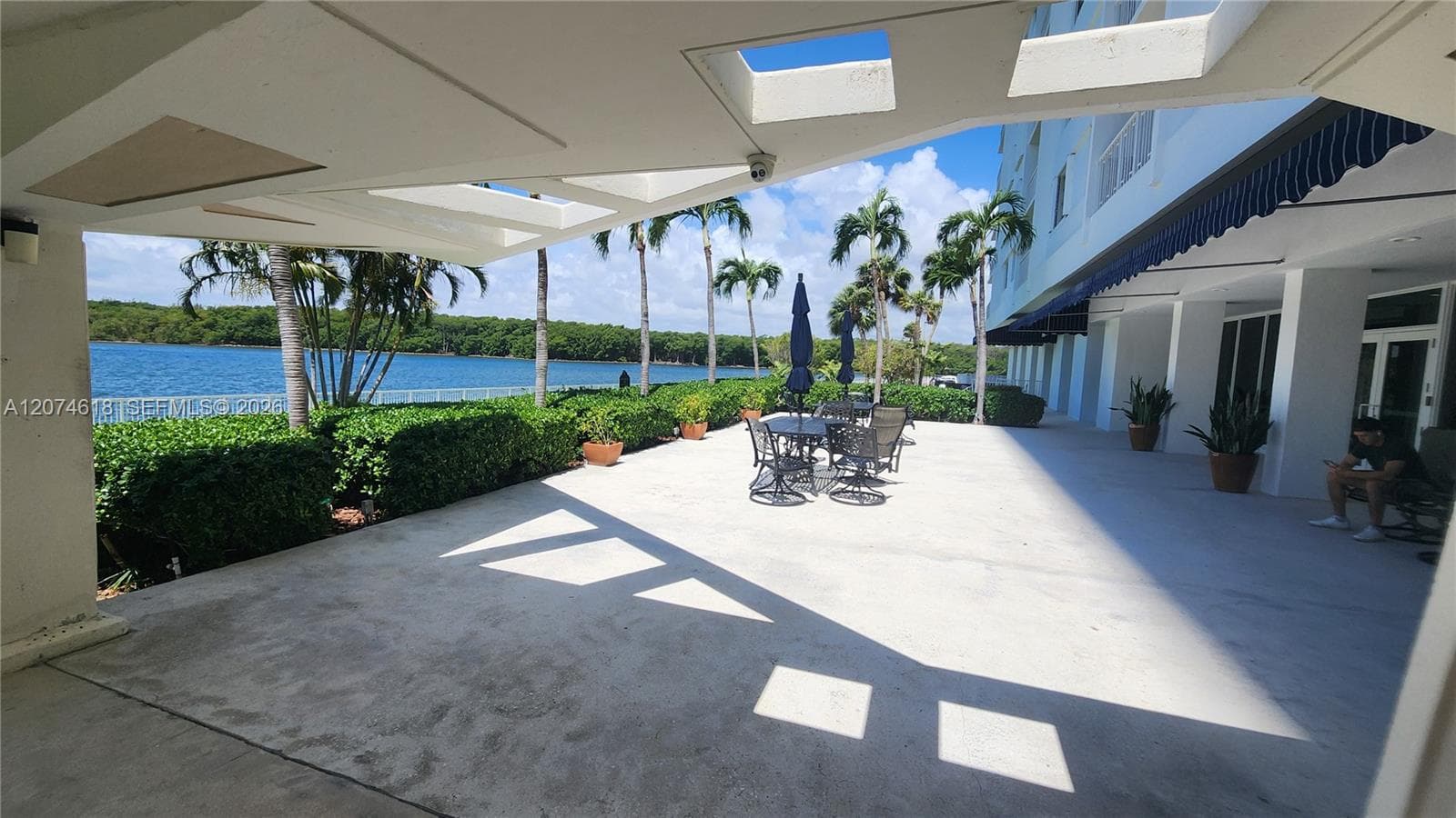 ARLEN HOUSE WEST CONDO · #1725 in Sunny Isles Beach - Photo 23