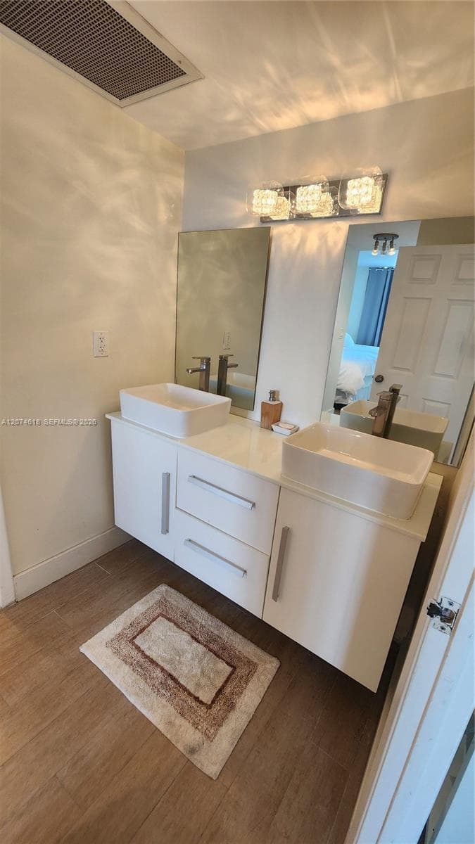 ARLEN HOUSE WEST CONDO · #1725 in Sunny Isles Beach - Photo 12