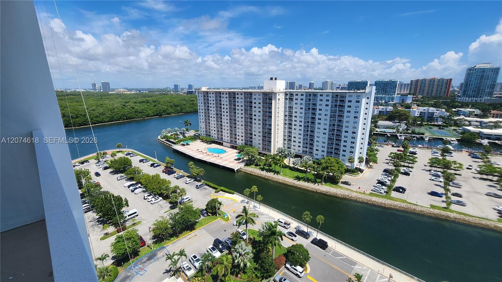 ARLEN HOUSE WEST CONDO · #1725 in Sunny Isles Beach - Photo 15