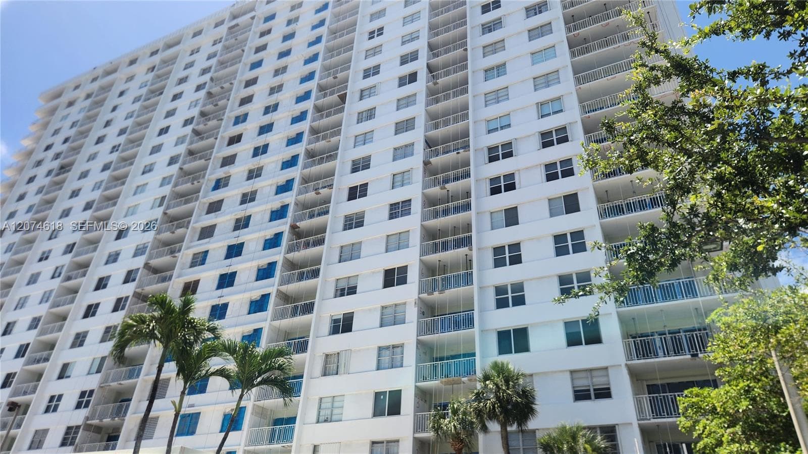 ARLEN HOUSE WEST CONDO · #1725 in Sunny Isles Beach - Photo 21