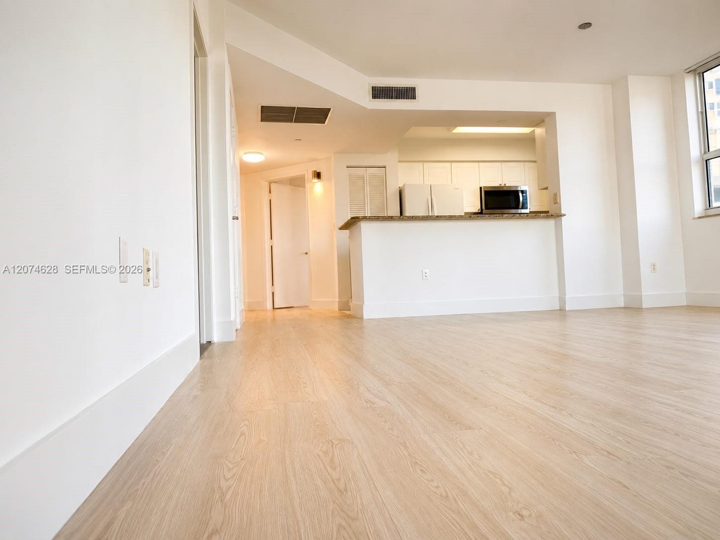 TURNBERRY ON THE GREEN CO · #408 in Aventura - Photo 6