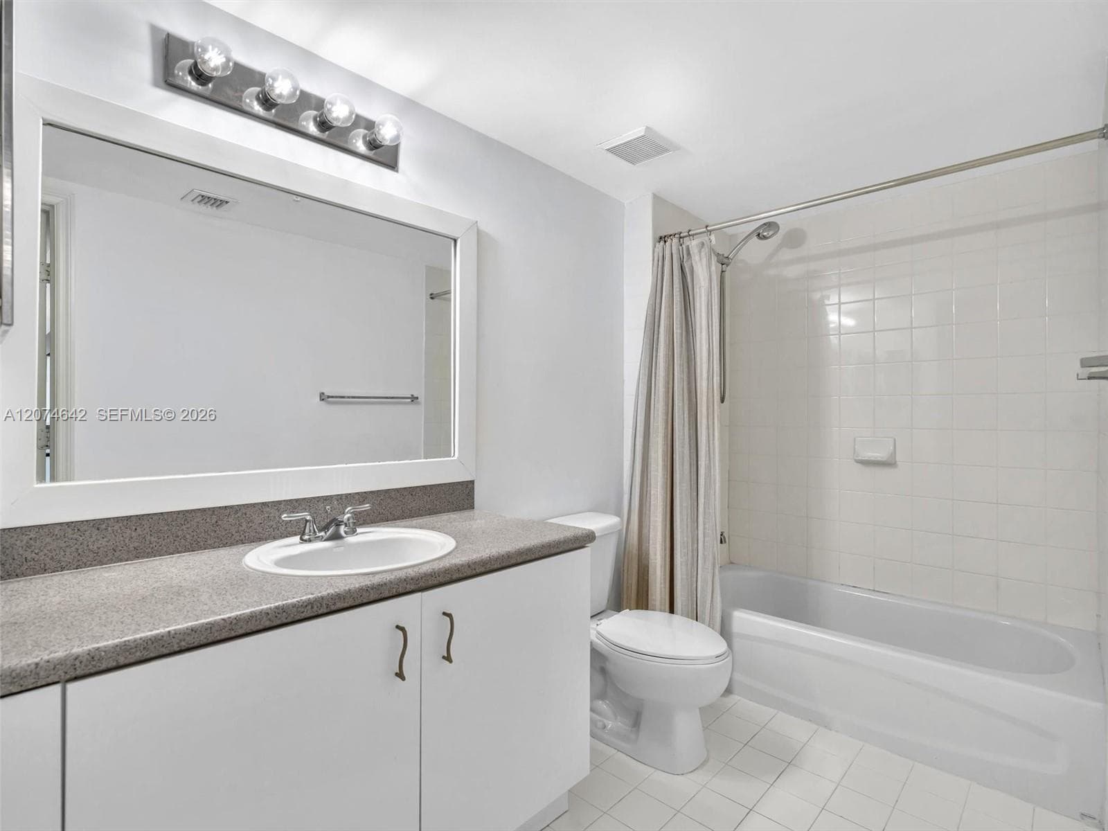 SEYBOLD POINTE CONDO · #1208 in Miami - Photo 20