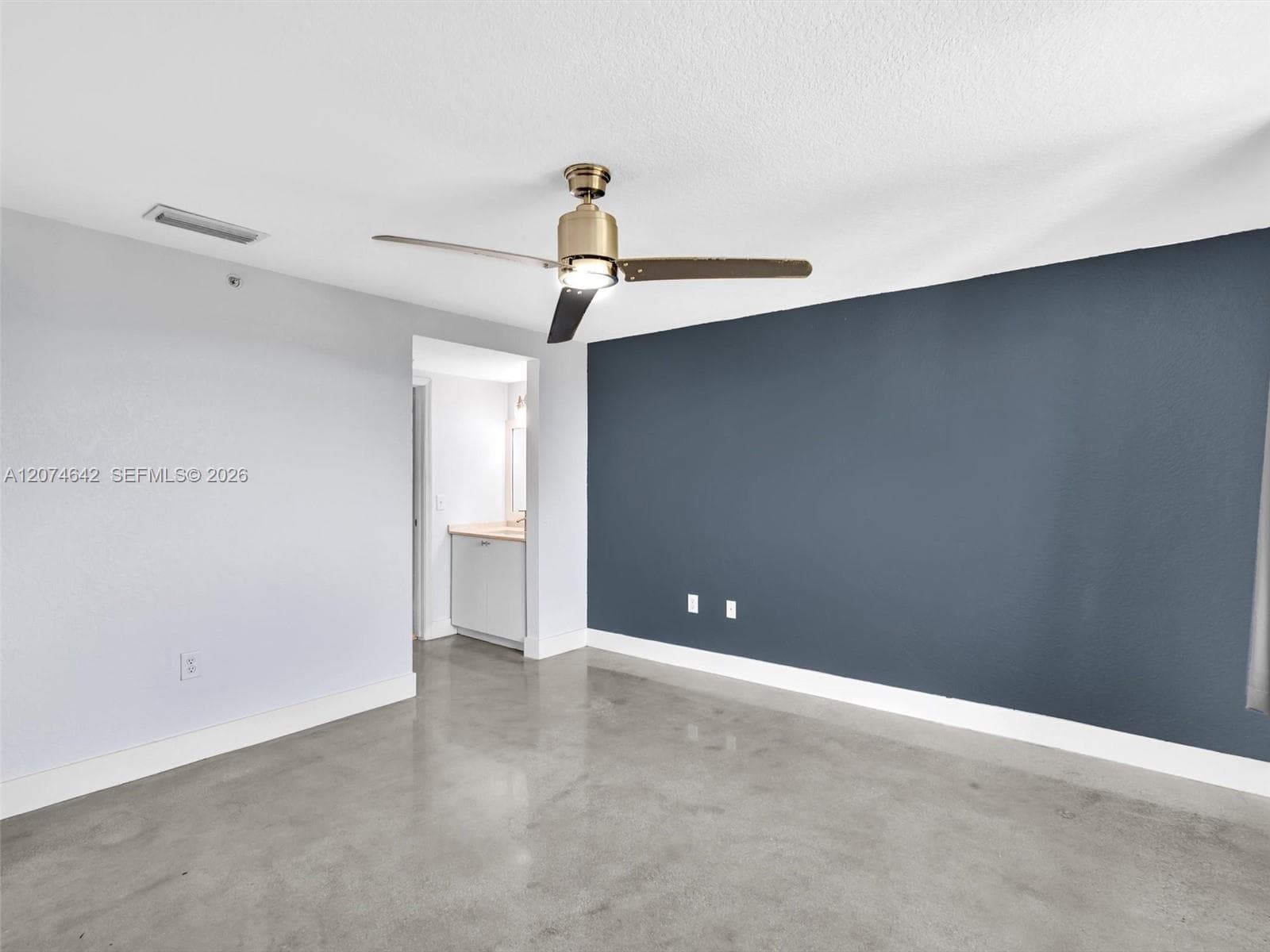 SEYBOLD POINTE CONDO · #1208 in Miami - Photo 14