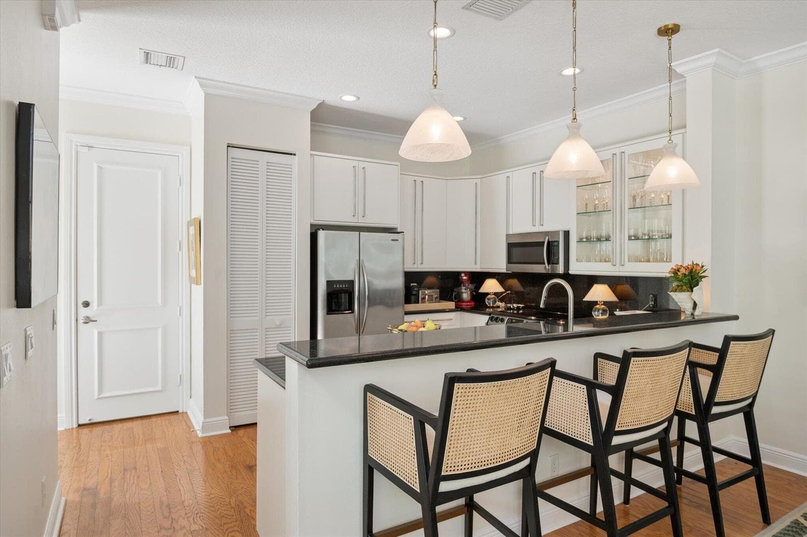 11-Bertanzetti-608 NE 11th Ave-11