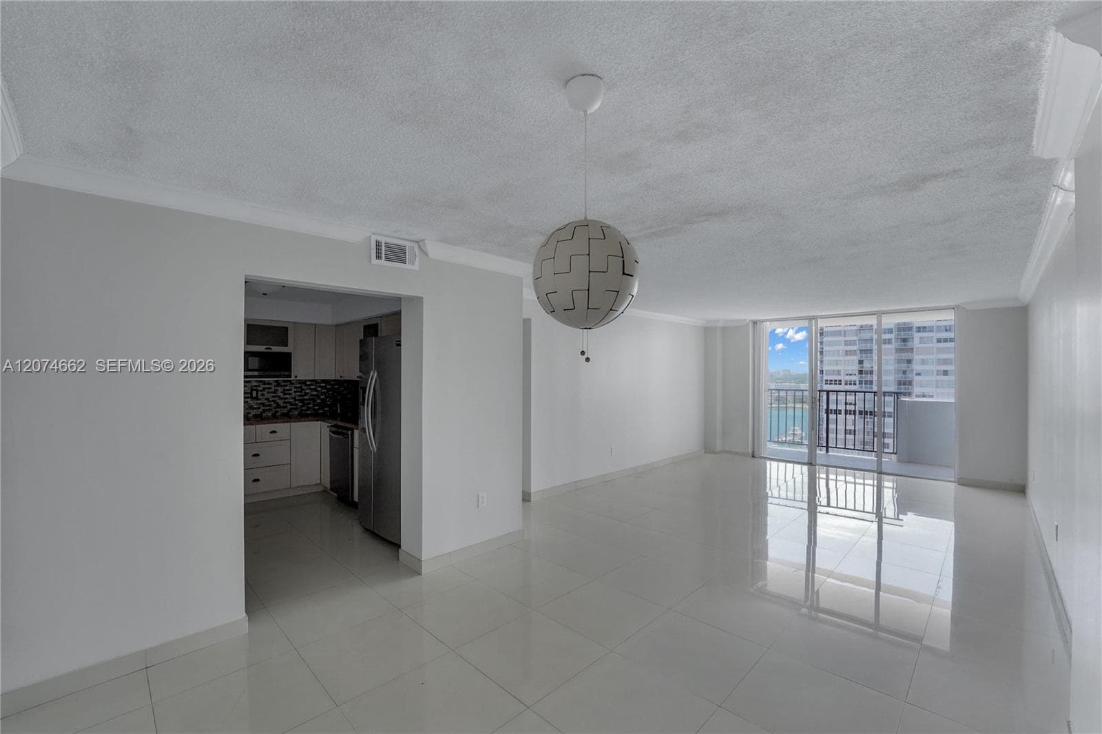 COMMODORE PLAZA CONDO · #1114 in Aventura - Photo 9