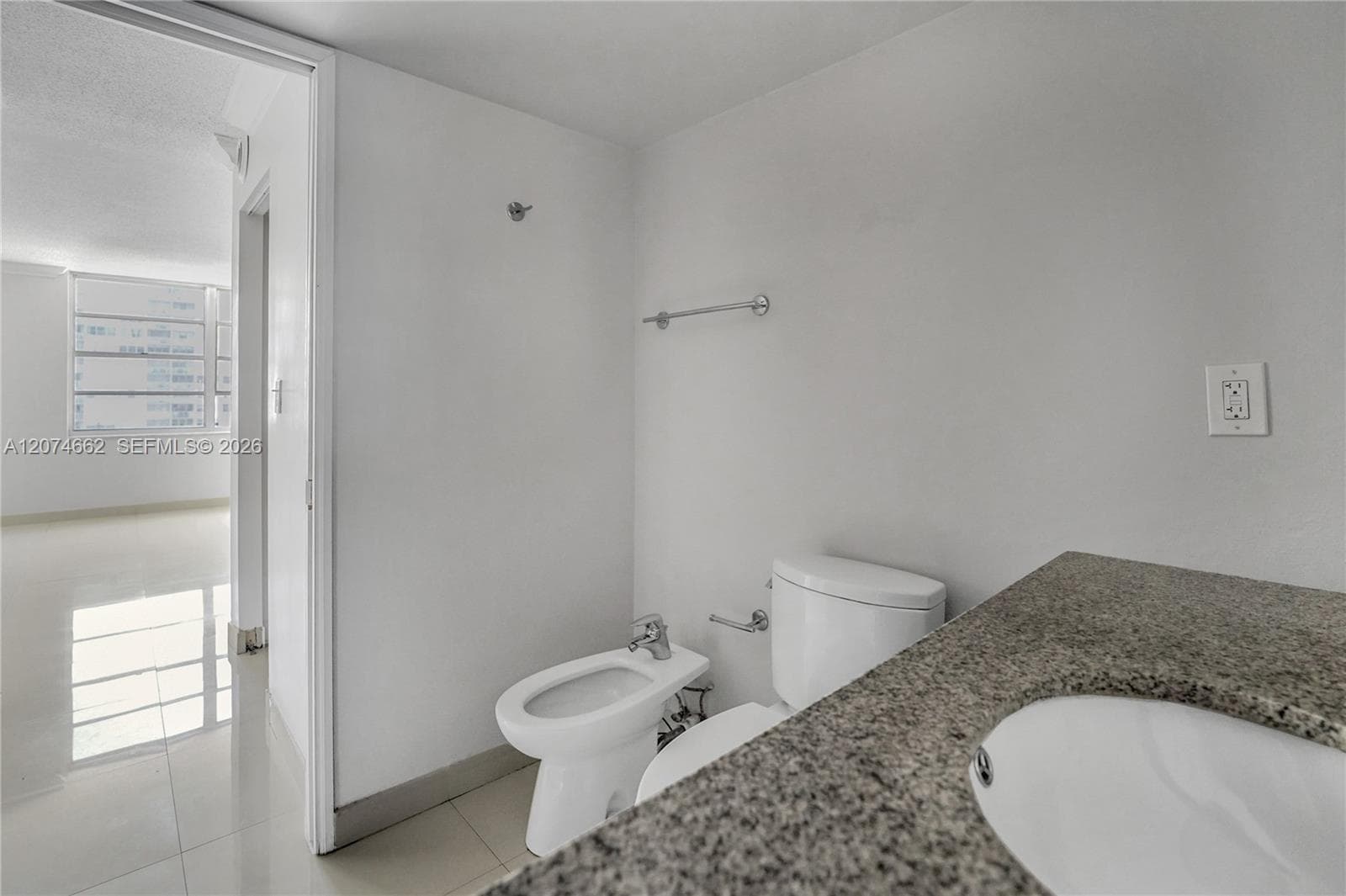 COMMODORE PLAZA CONDO · #1114 in Aventura - Photo 38