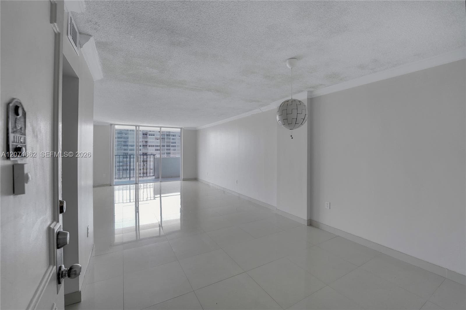 COMMODORE PLAZA CONDO · #1114 in Aventura - Photo 8