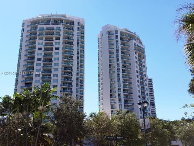 PARC CENTRAL AVENTURA SOU · #502 in Aventura - Photo 1