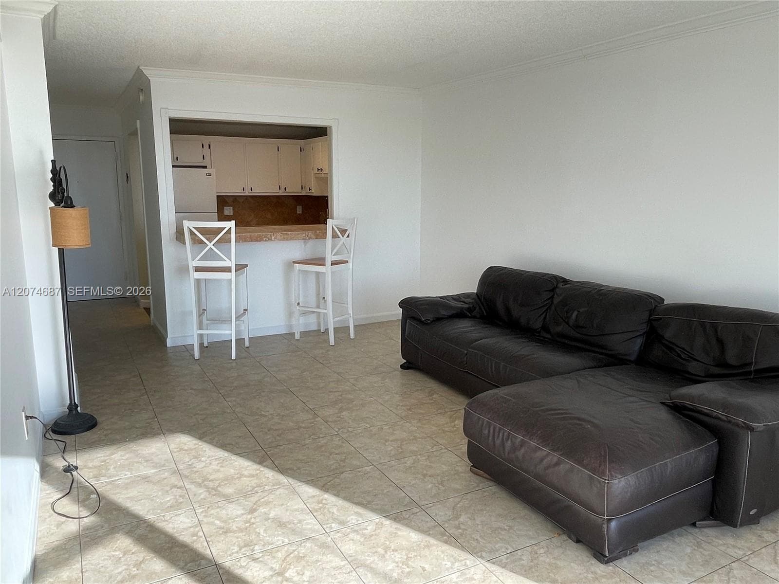 WOODSIDE APTS CONDO · #B621 in North Miami Beach - Photo 2