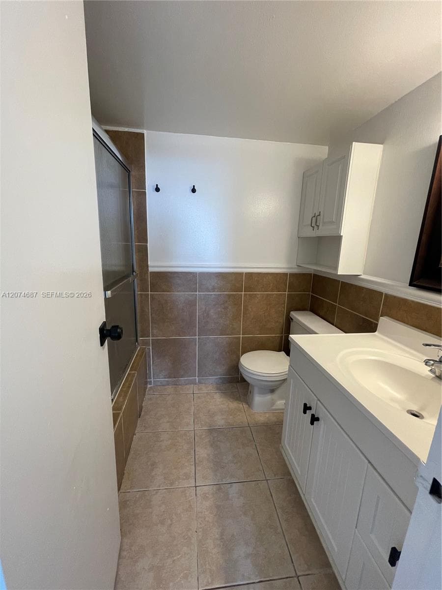 WOODSIDE APTS CONDO · #B621 in North Miami Beach - Photo 14