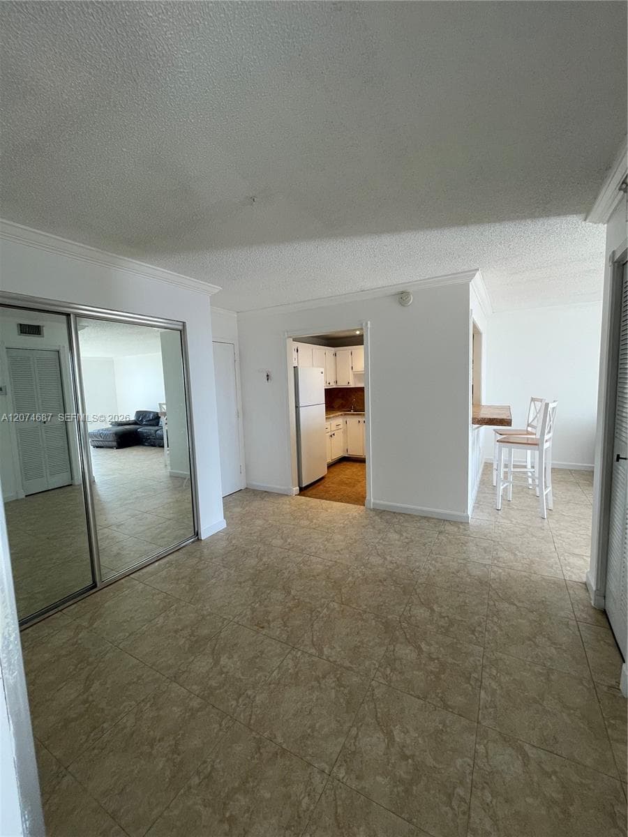 WOODSIDE APTS CONDO · #B621 in North Miami Beach - Photo 15