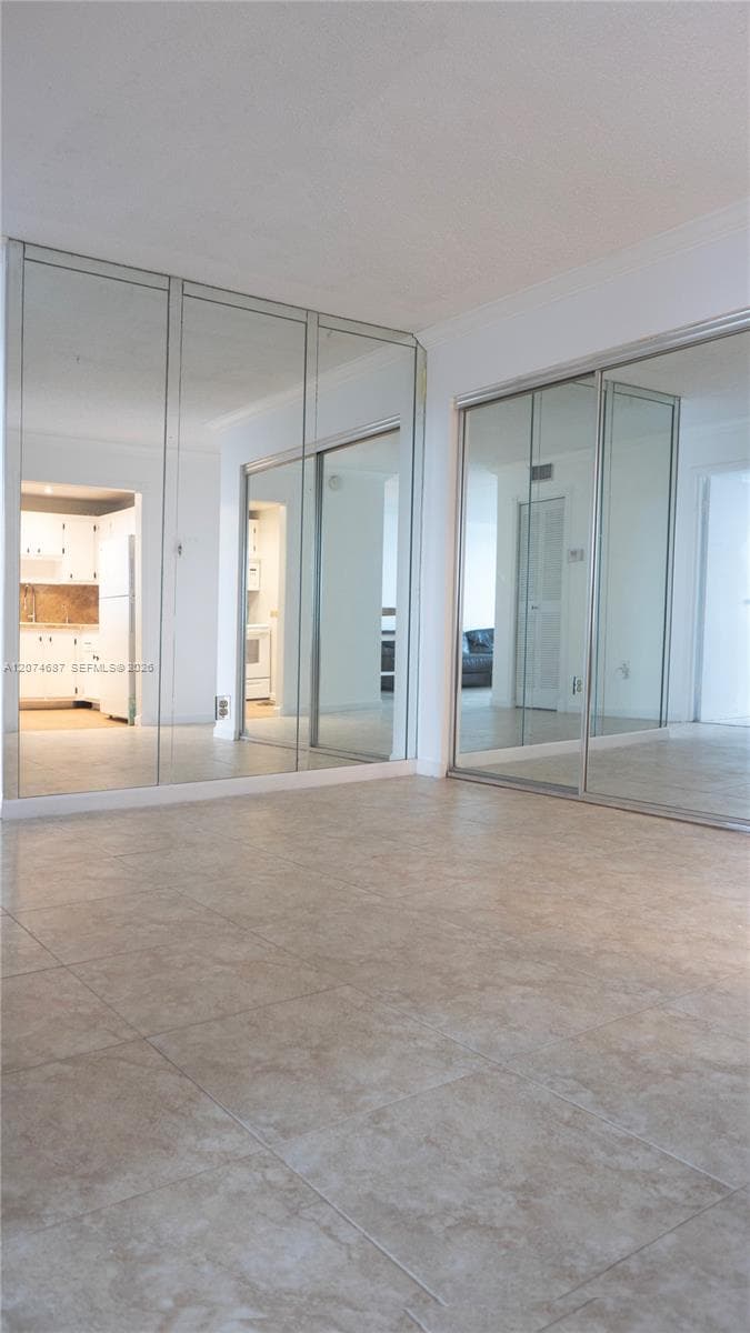 WOODSIDE APTS CONDO · #B621 in North Miami Beach - Photo 40