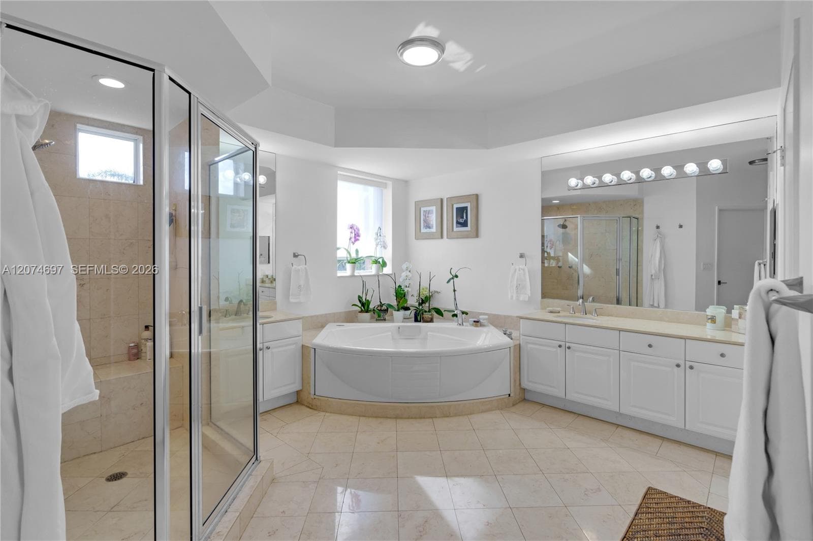 LAKE VILLA TWO CONDO · #PH-1 in Key Biscayne - Photo 19