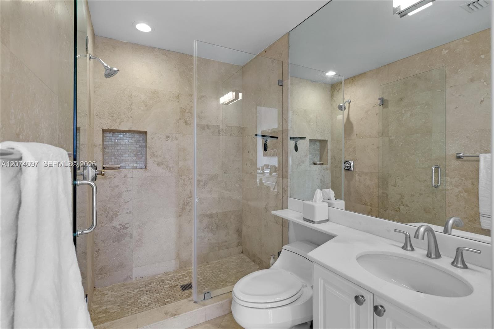 LAKE VILLA TWO CONDO · #PH-1 in Key Biscayne - Photo 29