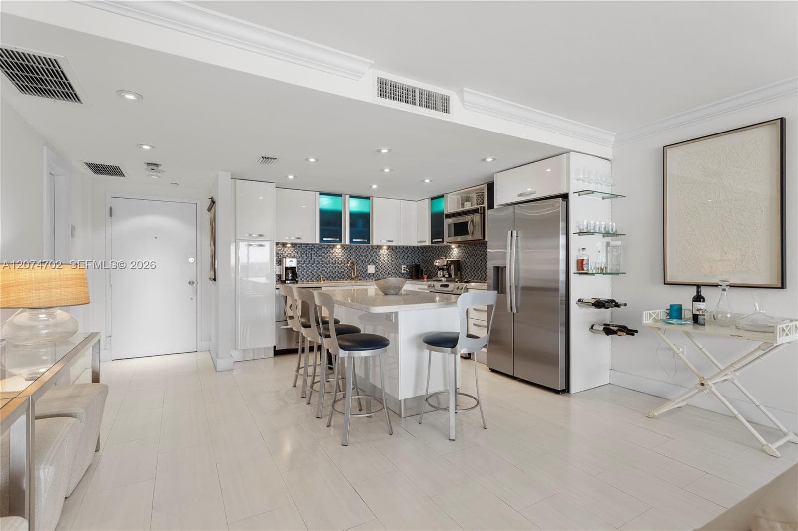 Commodore Club South · #902 in Key Biscayne - Photo 5