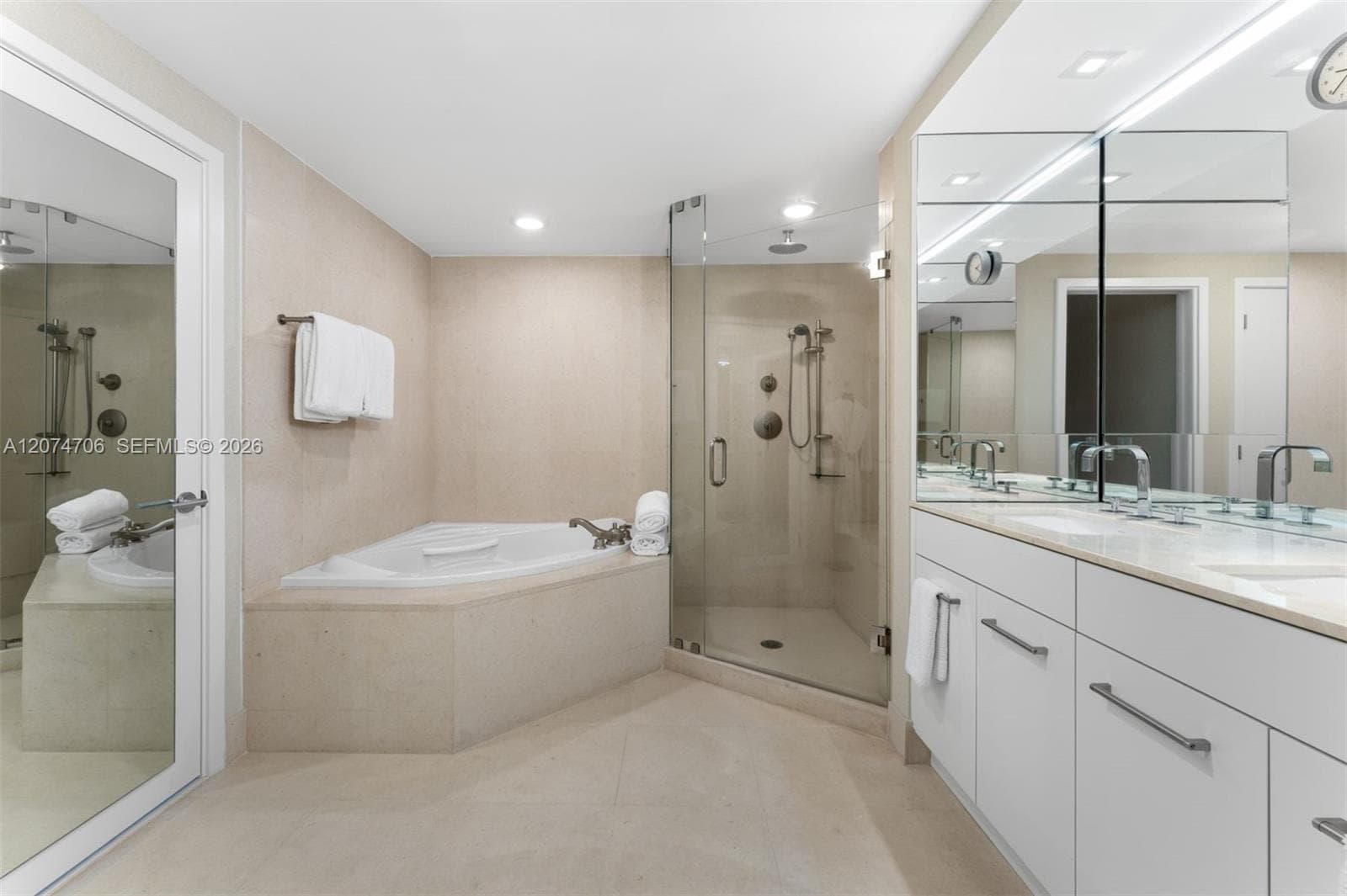 Carillon Miami Beach · #403 in Miami Beach - Photo 18