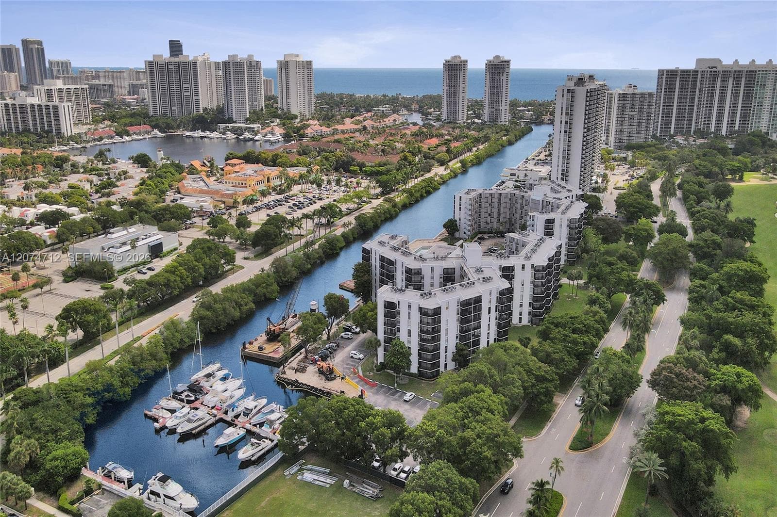 ENSENADA CONDO · #EI403 in Aventura - Photo 2