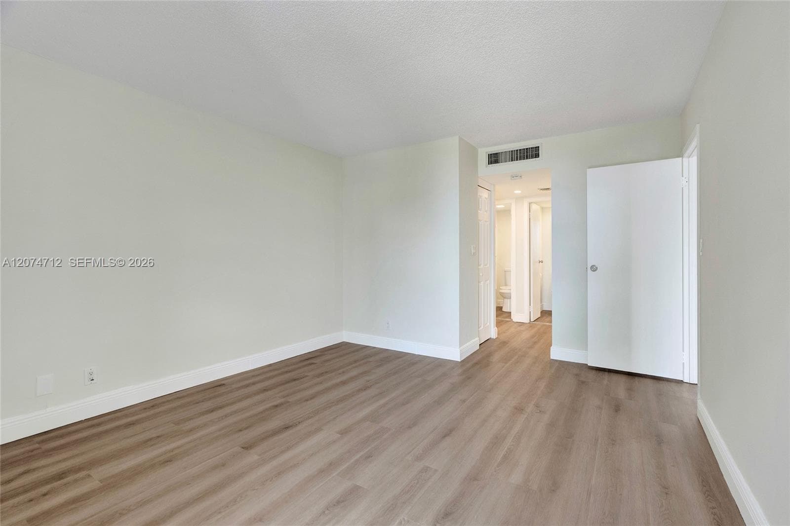 ENSENADA CONDO · #EI403 in Aventura - Photo 16