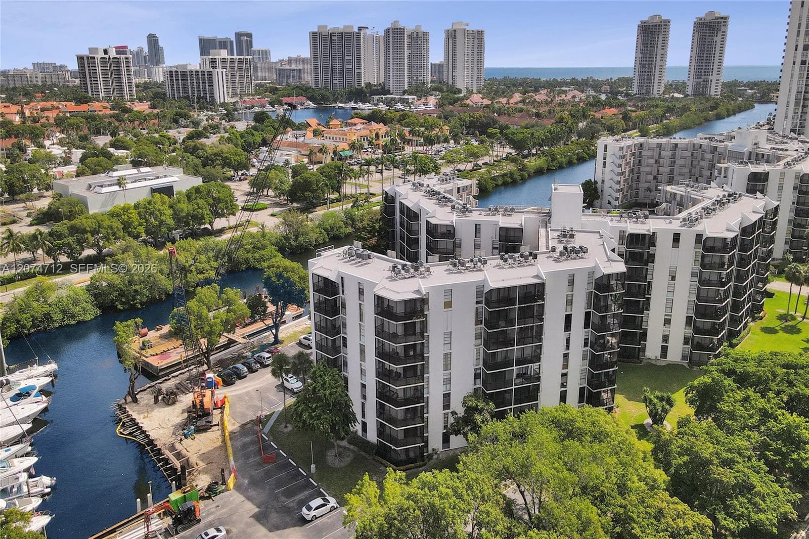 ENSENADA CONDO · #EI403 in Aventura - Photo 3
