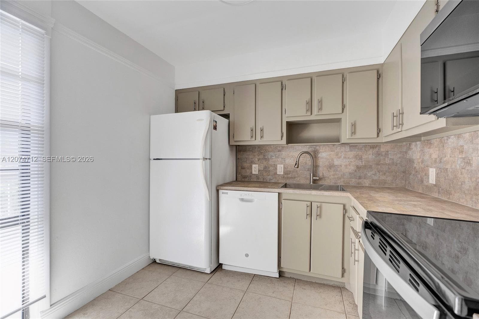 ENSENADA CONDO · #EI403 in Aventura - Photo 28