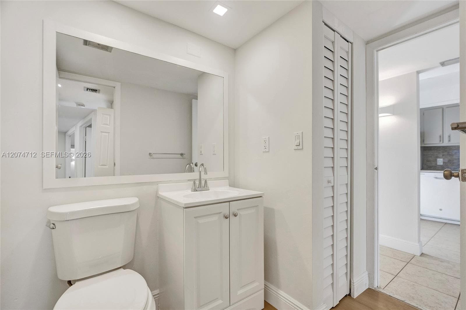 ENSENADA CONDO · #EI403 in Aventura - Photo 24