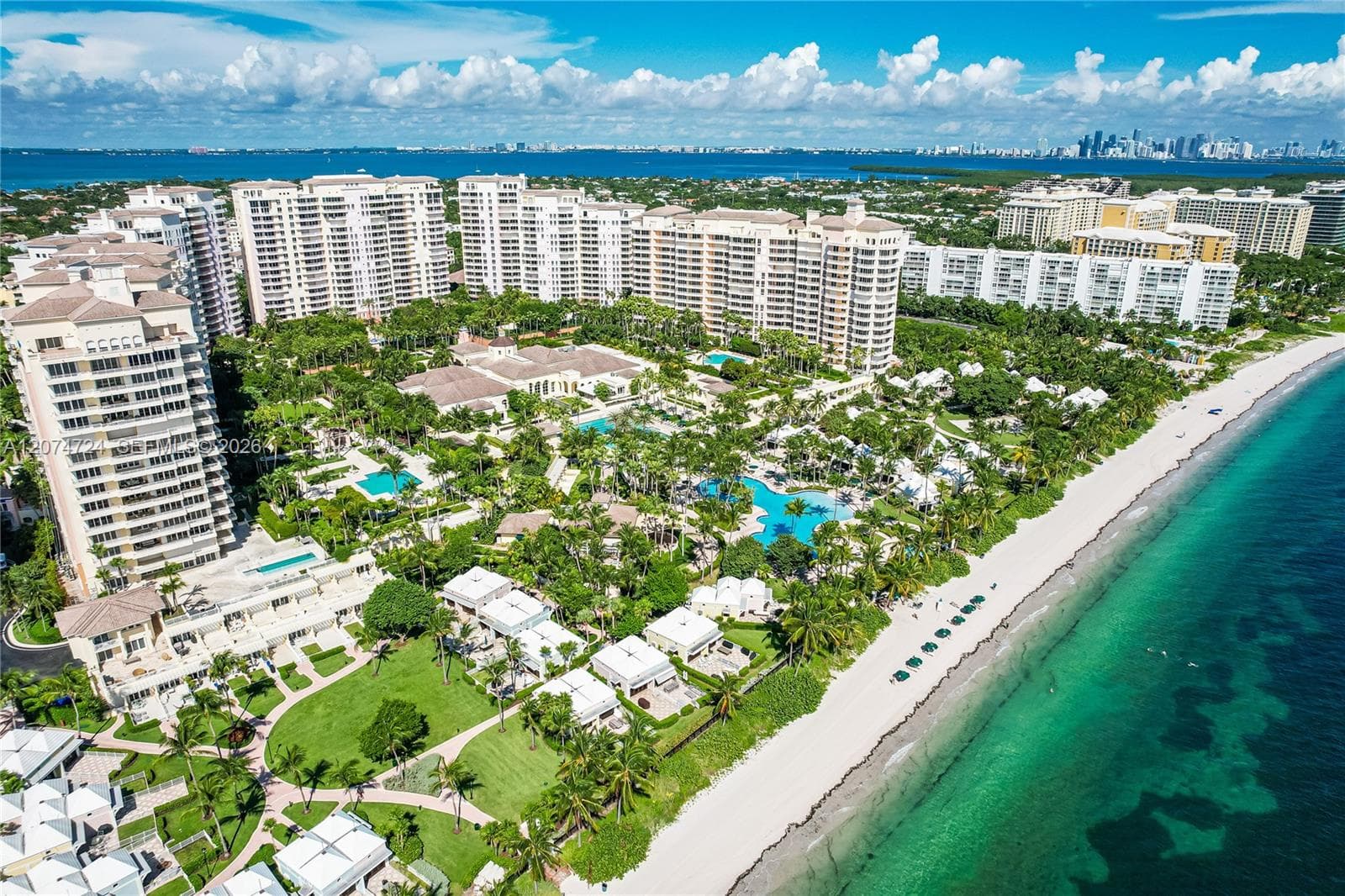 LAKE VILLA TWO CONDO · #PH-1 in Key Biscayne - Photo 33