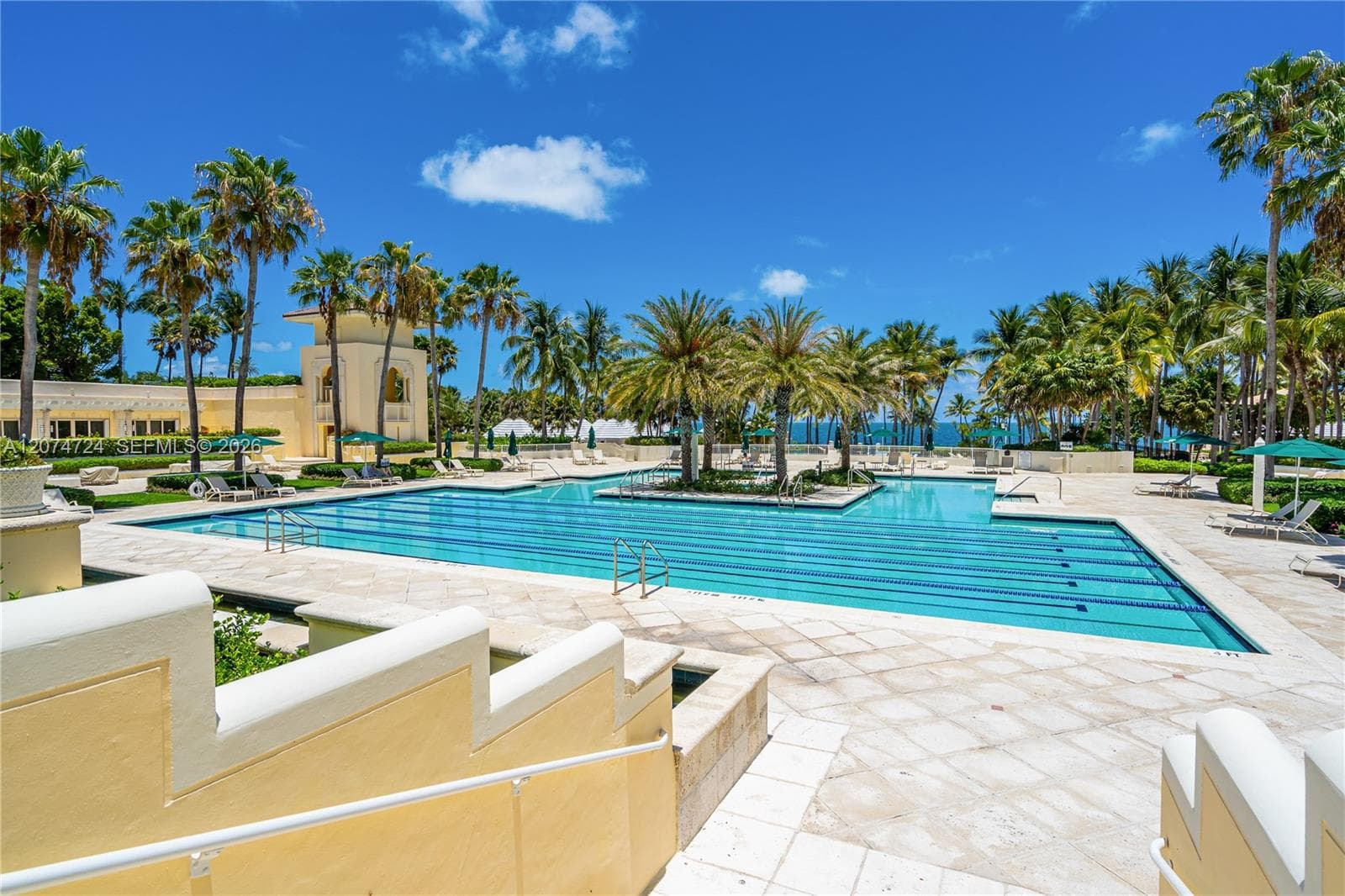 LAKE VILLA TWO CONDO · #PH-1 in Key Biscayne - Photo 37