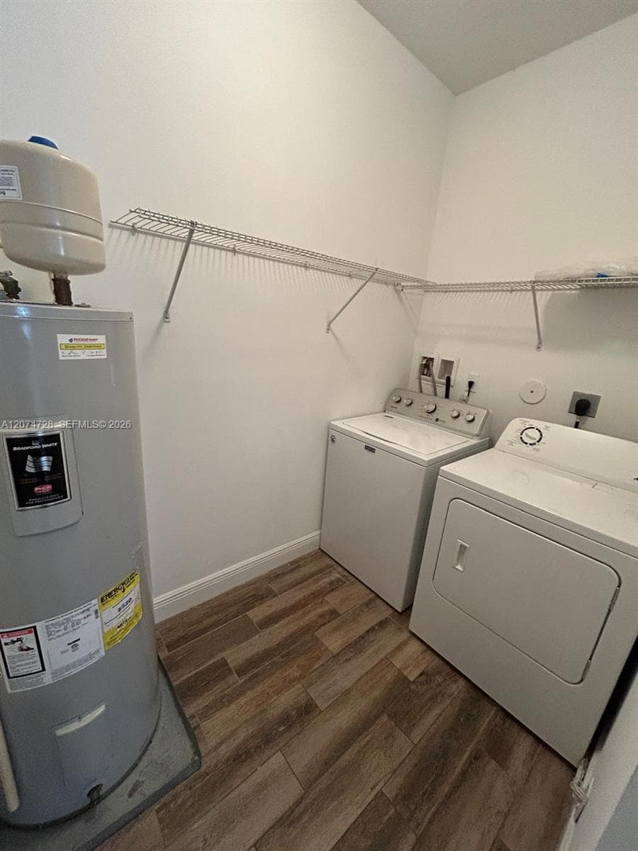 731 NE 193rd St #731 photo 9