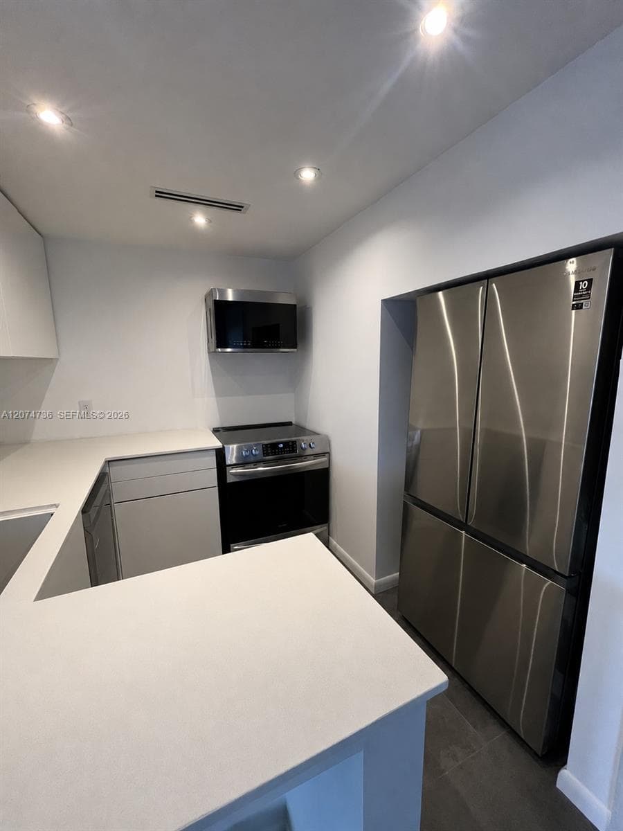 LA CANADIENNE CONDO · #507 in North Miami Beach - Photo 24