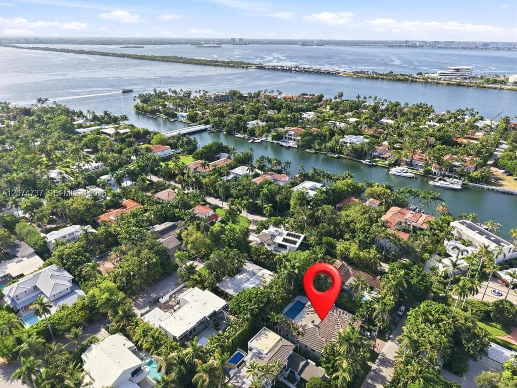 2532 NW Lake Ave photo 83