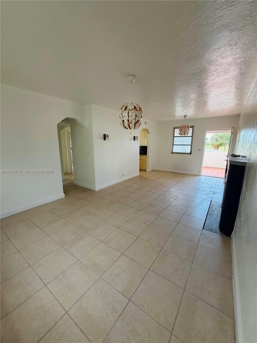 GOLFVIEW APTS CO-OP · #15 in Hollywood - Photo 4