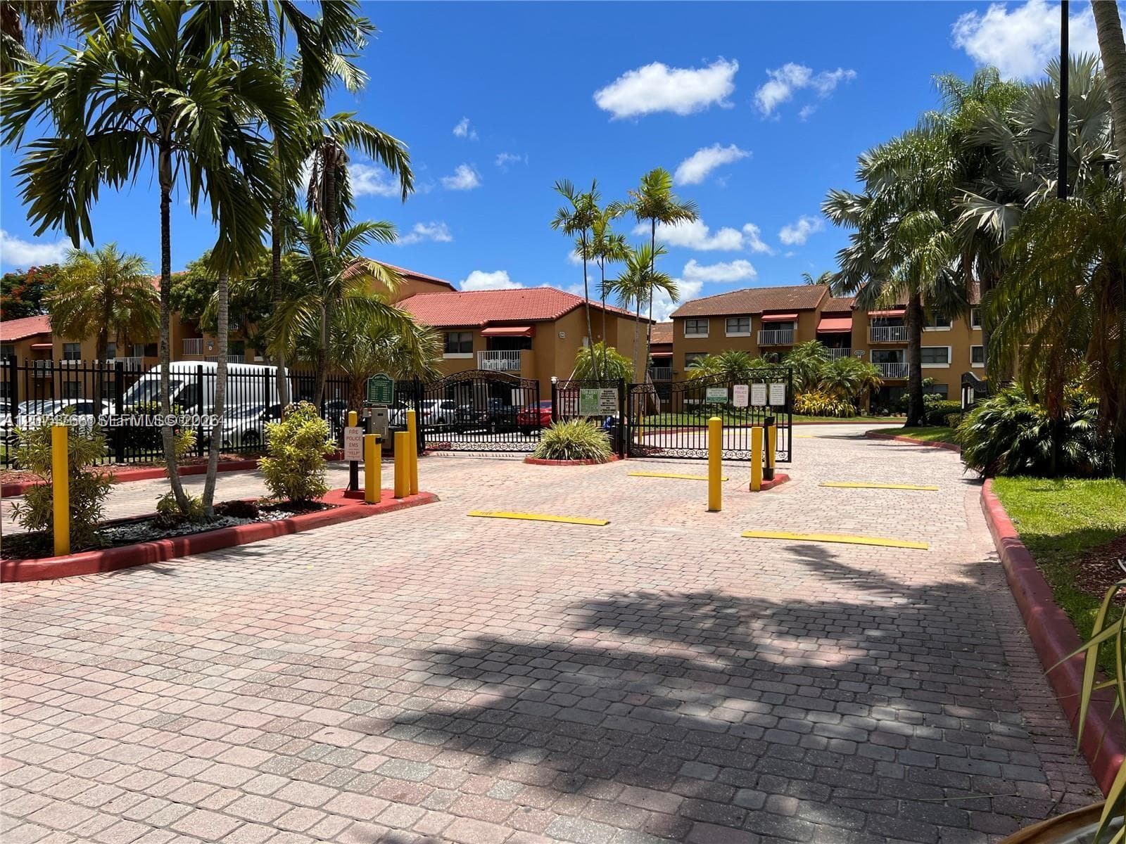 THE COURTS AT KENDALL CON · #L-102 in Miami - Photo 32