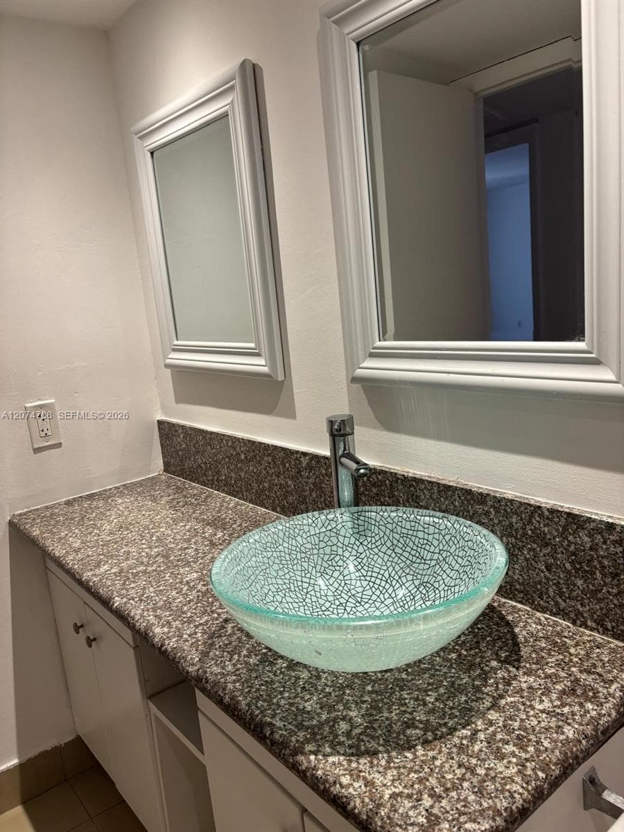 CORAL GATE WEST CONDO · #4-515 in Hialeah - Photo 8