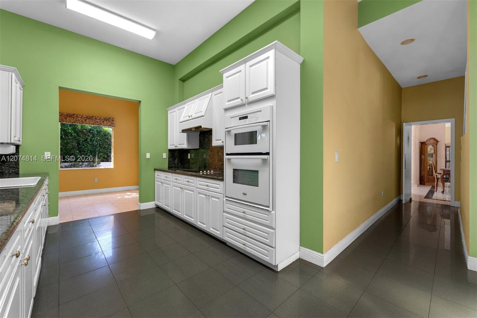 501 Bay Lane photo 12