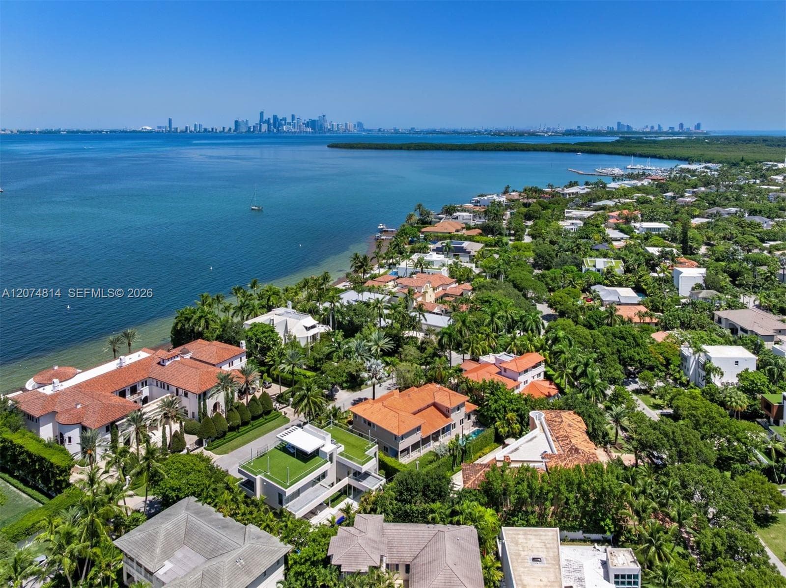 501 Bay Lane photo 40