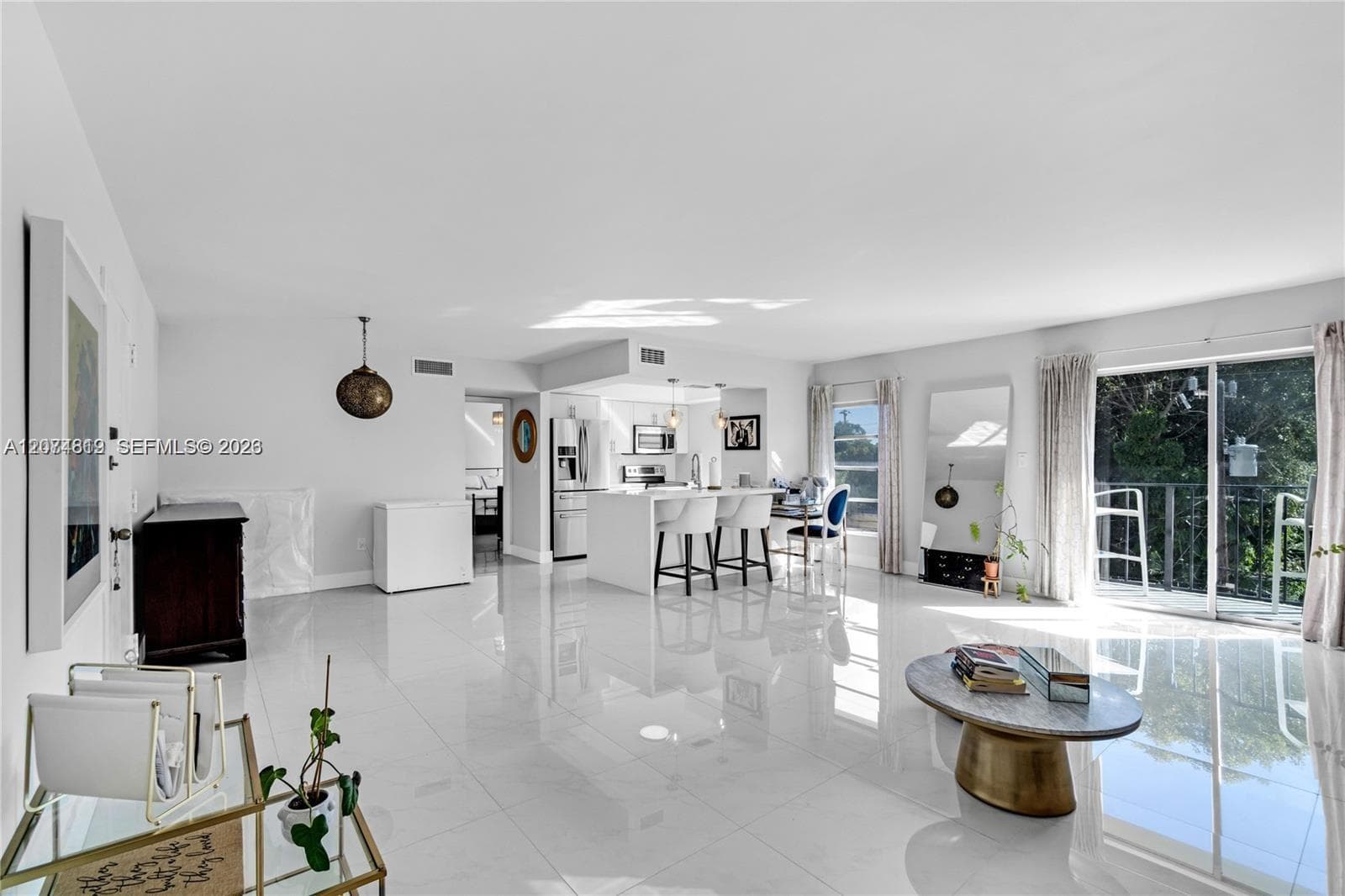 IONIAN PLAZA CONDO · #403 in Coral Gables - Photo 2