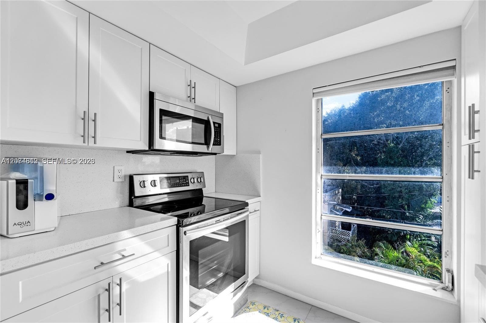 IONIAN PLAZA CONDO · #403 in Coral Gables - Photo 7