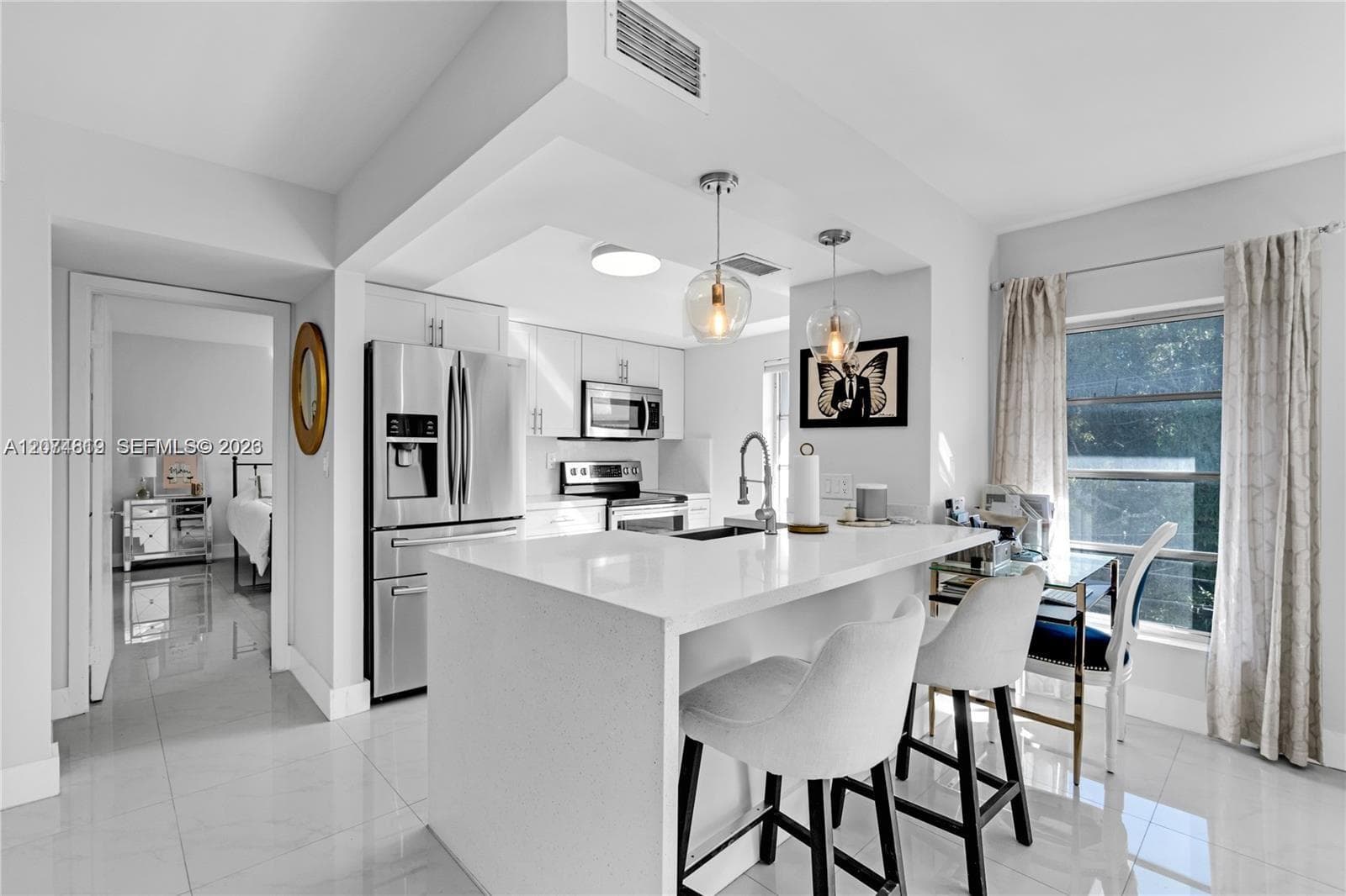 IONIAN PLAZA CONDO · #403 in Coral Gables - Photo 5