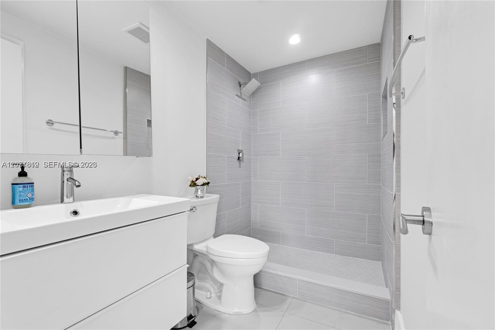 IONIAN PLAZA CONDO · #403 in Coral Gables - Photo 14