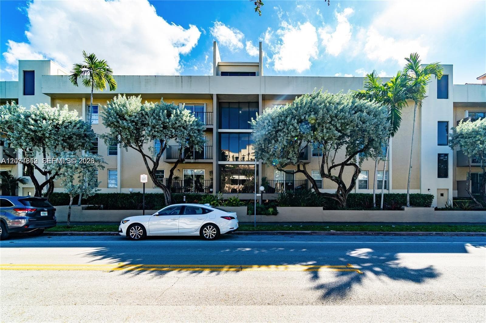 IONIAN PLAZA CONDO · #403 in Coral Gables - Photo 21