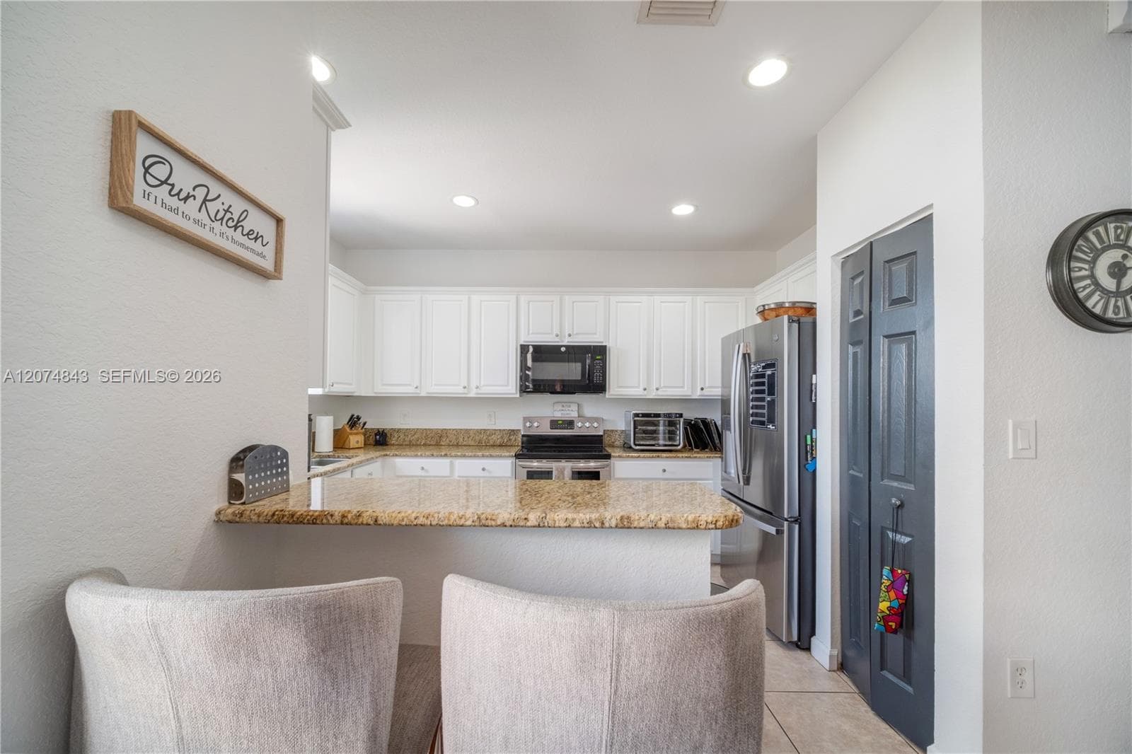 10334 NW 30th Ter photo 8