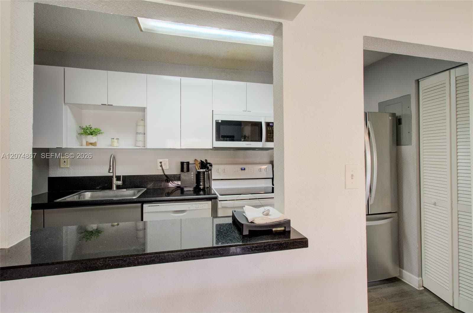 DORAL GARDENS CONDO · #2D in Doral - Photo 8