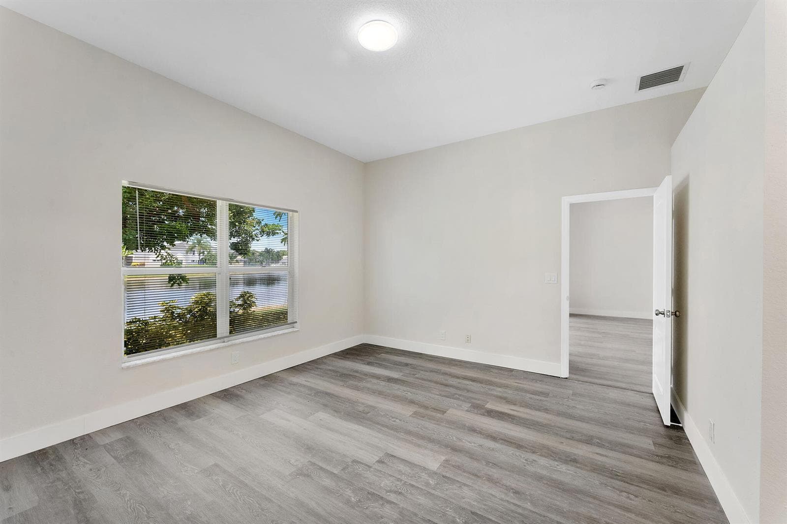 32-web-or-mls-DSC01571